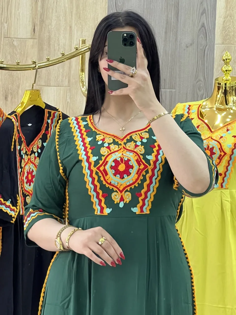 فستان عبير